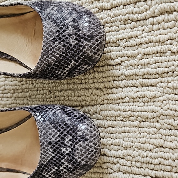 MICHAEL Michael Kors Snakeskin Heels - Picture 6 of 8